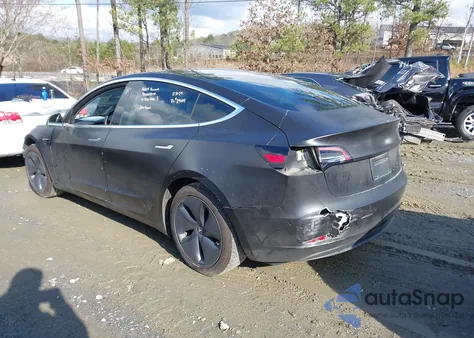 2019 Tesla Model 3 Long Range/Mid Range/Standard Range/Standard Range Plus z USA, uszkodzony, nr VIN 5YJ3E1EA6KF362425